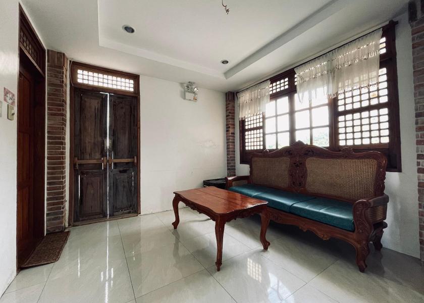 Bicol Daraga interior view