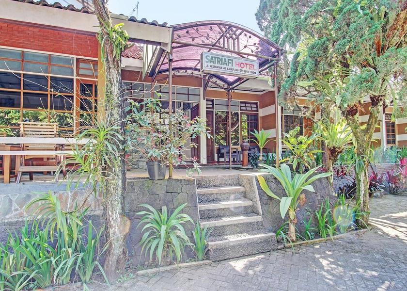  Pakem Exterior Detail