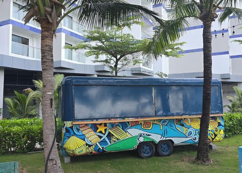 Khanh Hoa Province Cam Ranh Exterior Detail