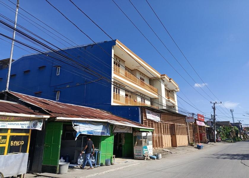  Kendari Exterior Detail