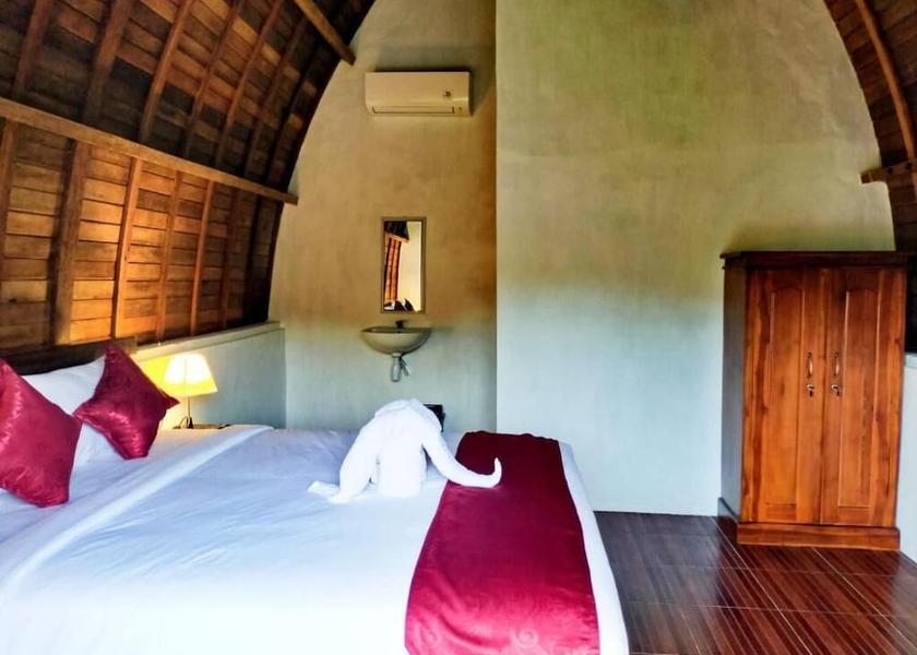  Penida Island Room