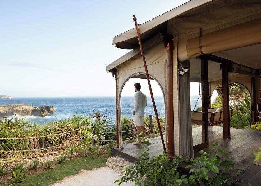 Bali Ceningan Island Beach/ocean view