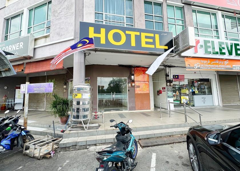 Pahang Mentakab Facade