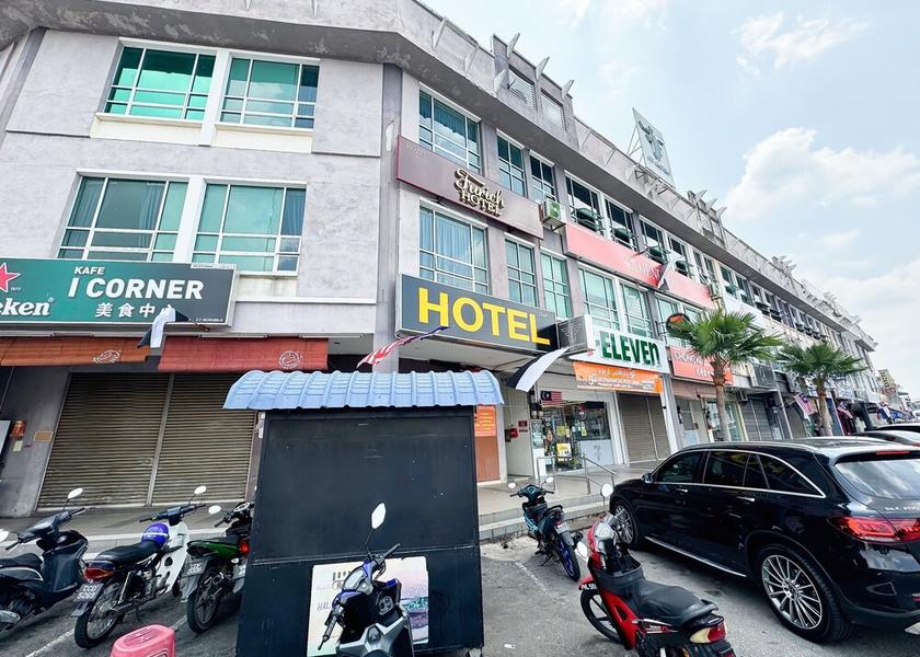 Pahang Mentakab Facade