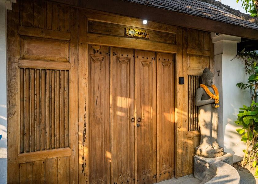 Bali Legian Entrance