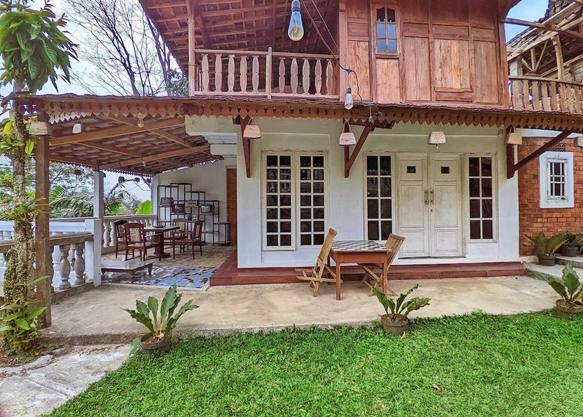 West Java Ciawi Exterior Detail