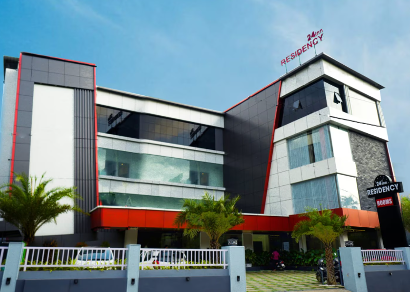 Kerala Pathanamthitta Hotel Exterior