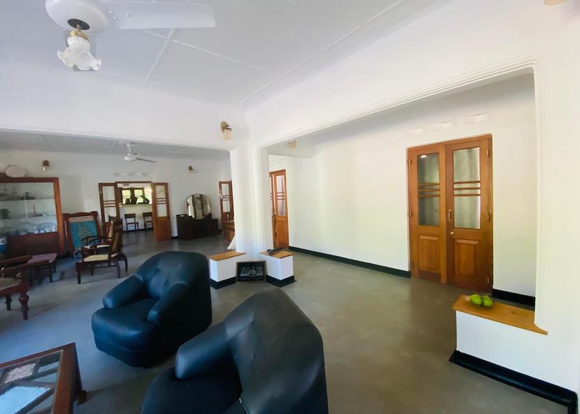 Galle District Unawatuna Bar