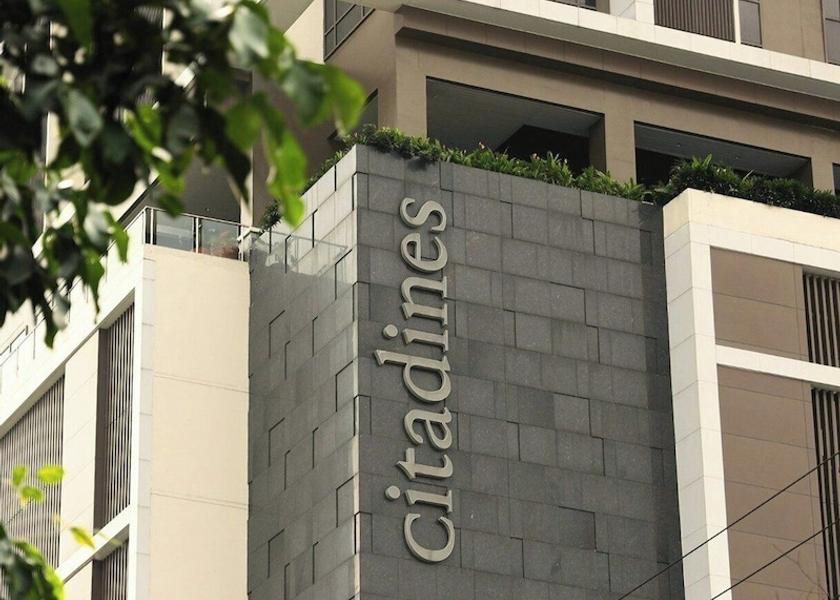  Quezon City Exterior detail
