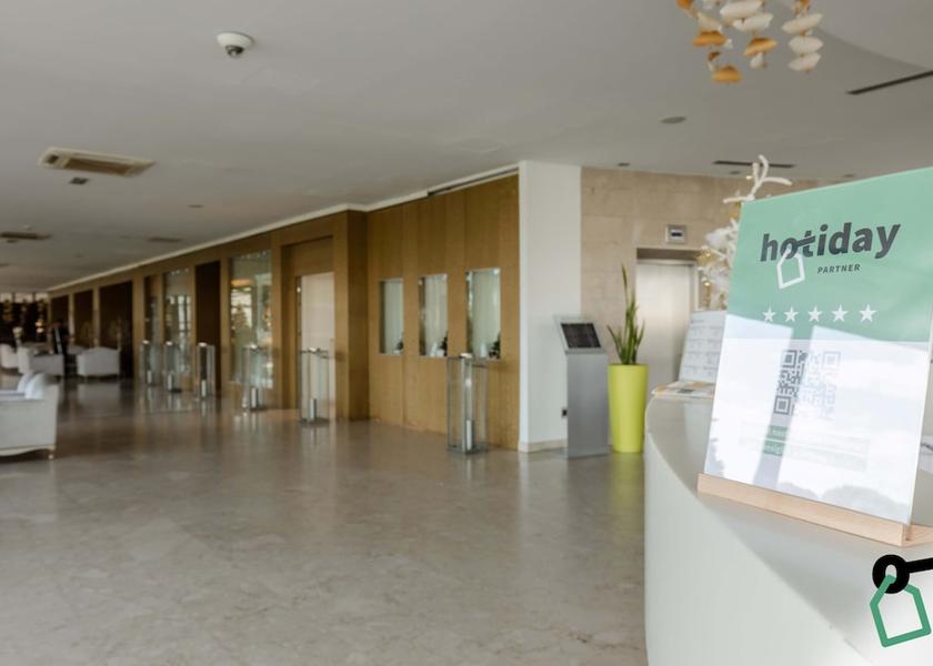 Tuscany Pisa Lobby