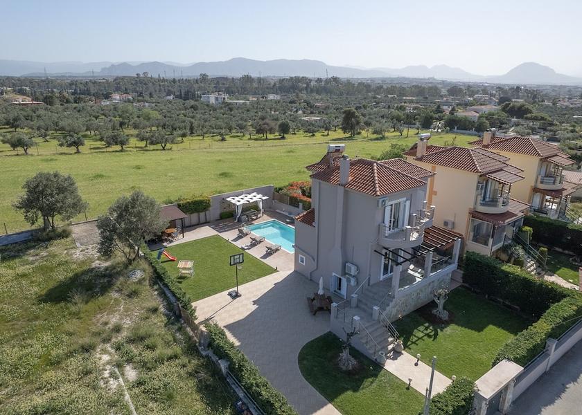 Peloponnese Loutraki-Agioi Theodoroi Exterior Detail