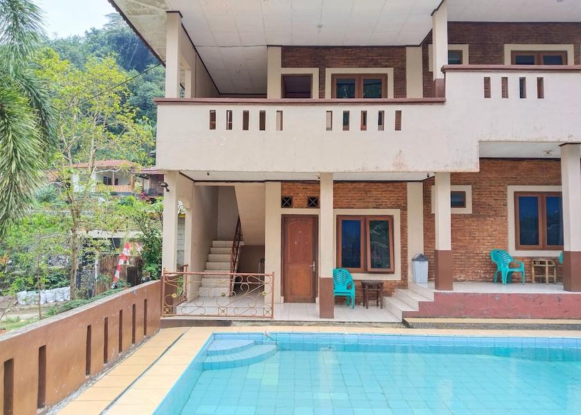 West Java Cisarua Pool