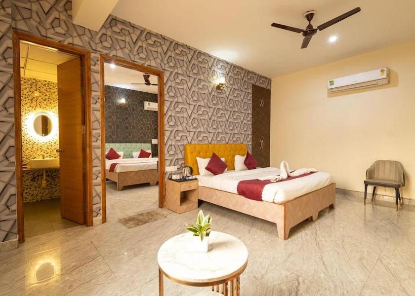 Uttar Pradesh Noida Executive Room