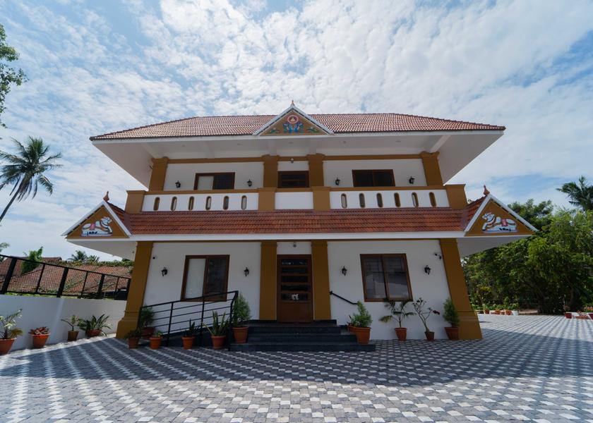 Kerala Thiruvananthapuram Hotel Exterior