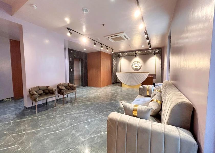 Maharashtra Mumbai Public Areas