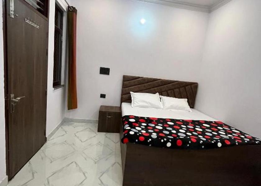 Uttar Pradesh Mathura Single Room