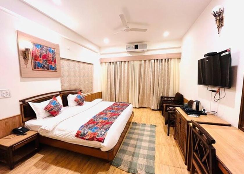 Himachal Pradesh Palampur Junior Suite