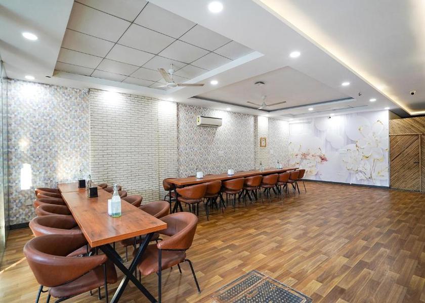 Uttar Pradesh Noida Food & Dining