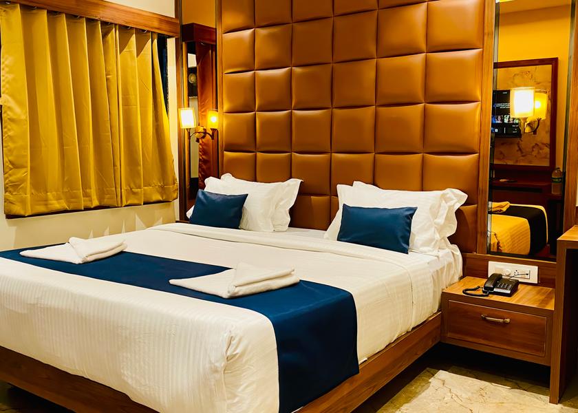 Madhya Pradesh Indore Deluxe Room