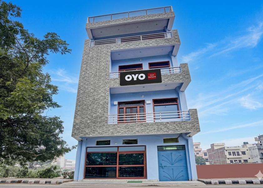 Uttar Pradesh Prayagraj Hotel Exterior