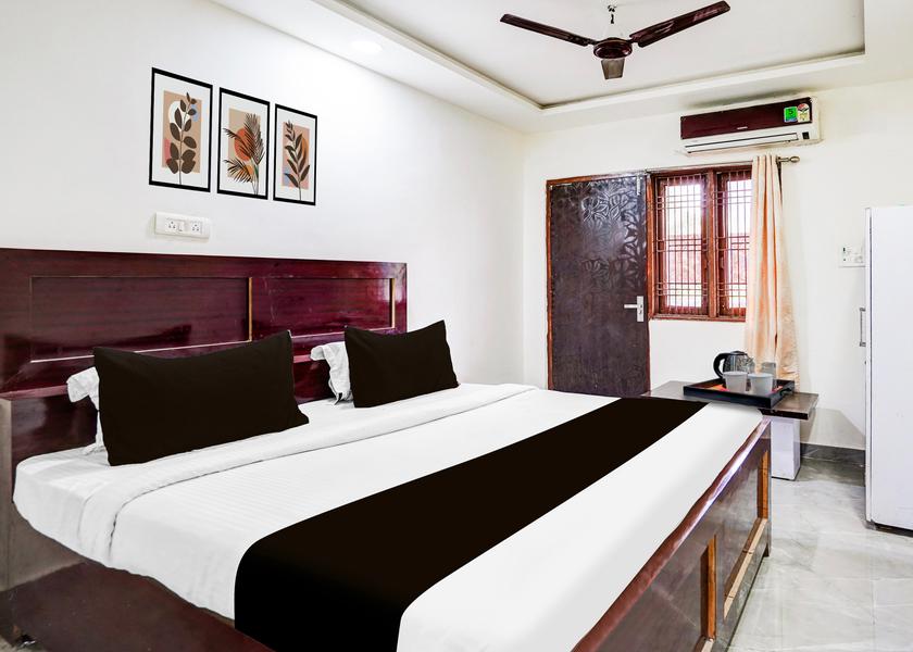 Uttar Pradesh Lucknow Room