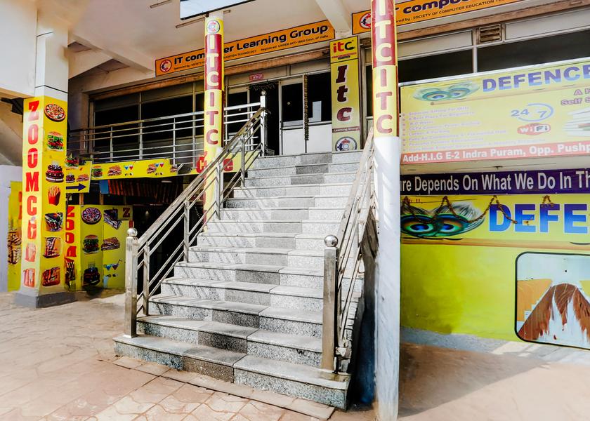 Uttar Pradesh Agra Entrance