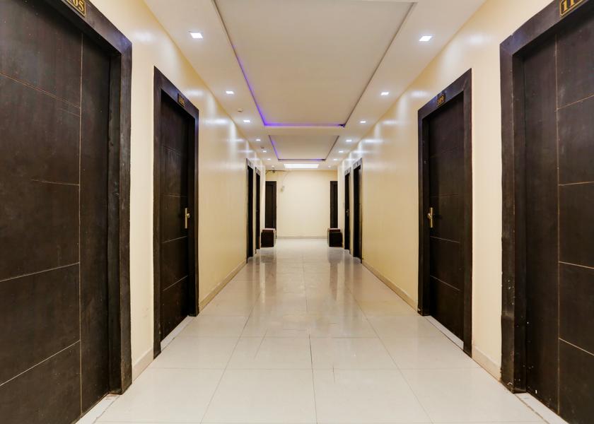 Uttar Pradesh Agra Lobby