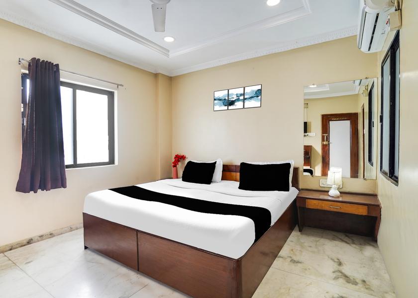 Madhya Pradesh Pithampur Room