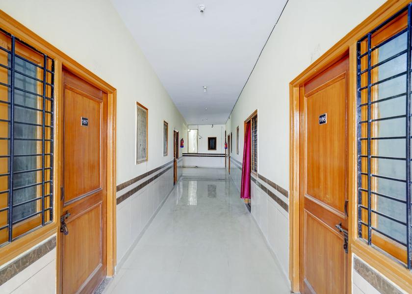 Uttar Pradesh Noida Lobby