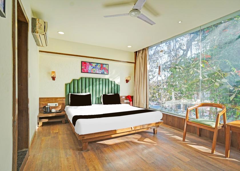 Madhya Pradesh Pachmarhi Room