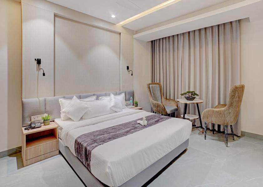 Madhya Pradesh Bhopal Deluxe Room