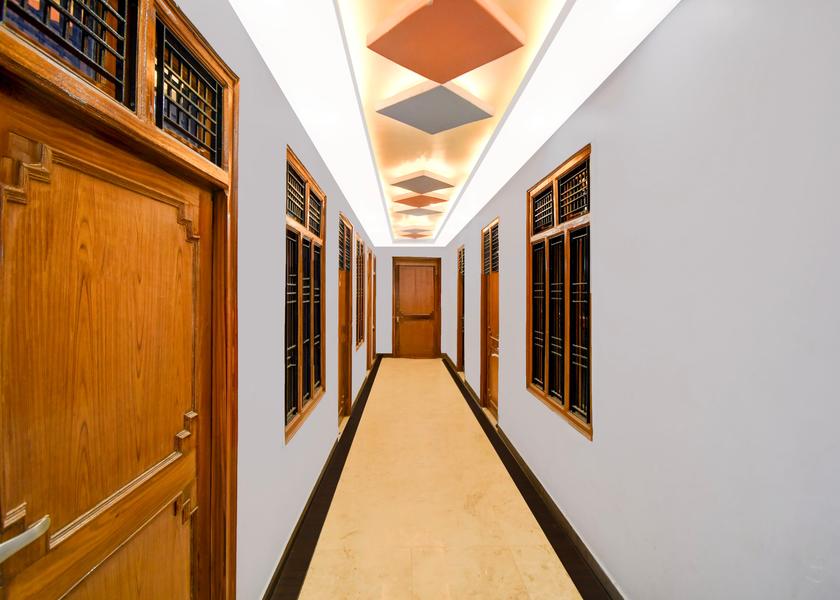 Uttar Pradesh Sultanpur Lobby