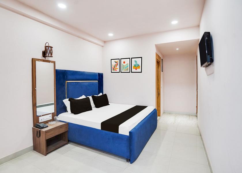 Uttar Pradesh Meerut Room