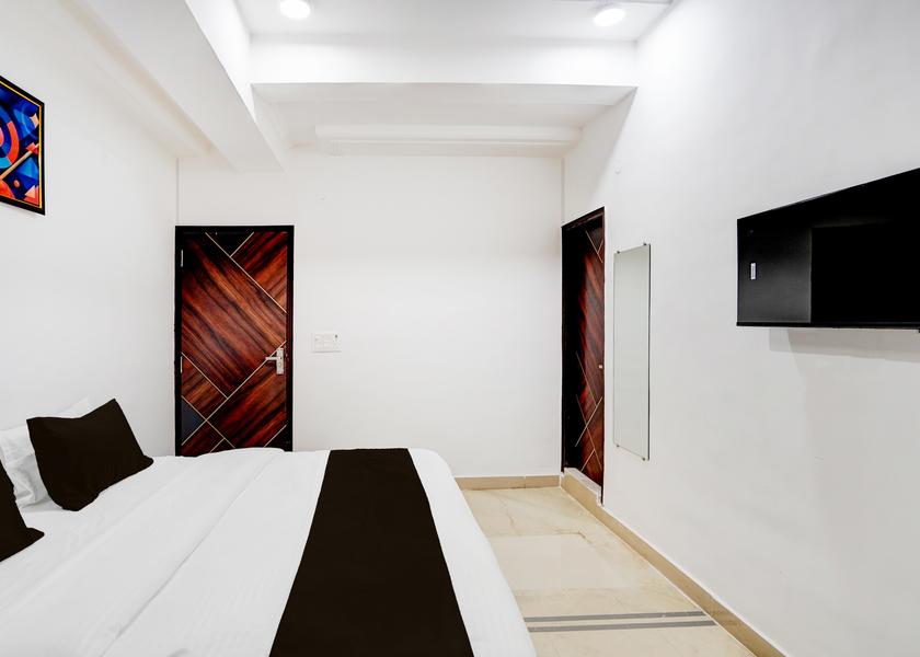 Uttar Pradesh Noida Room