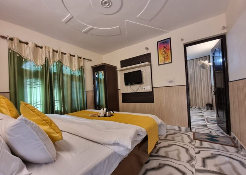 Himachal Pradesh Dalhousie Family Room