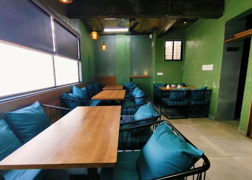 Maharashtra Ahmednagar Food & Dining