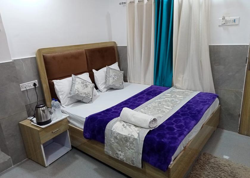 Uttar Pradesh Ayodhya Deluxe room