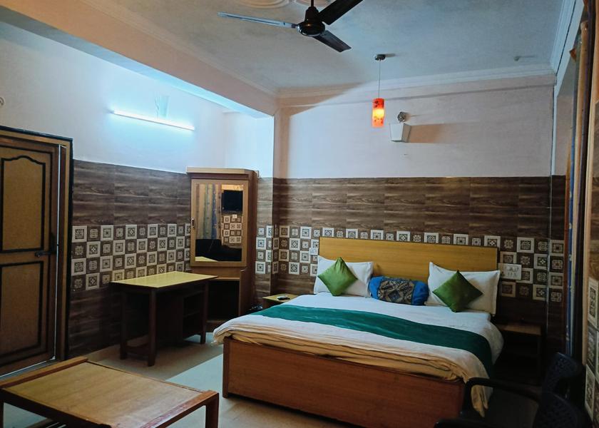 Uttar Pradesh Ayodhya Deluxe Room