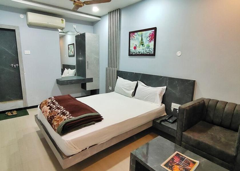 Bihar Sasaram Deluxe Room