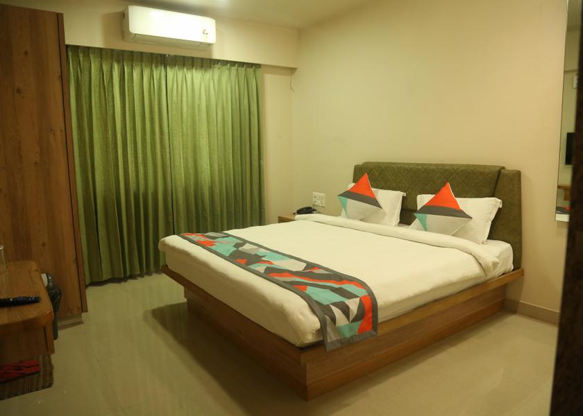 Gujarat Surat Deluxe Room