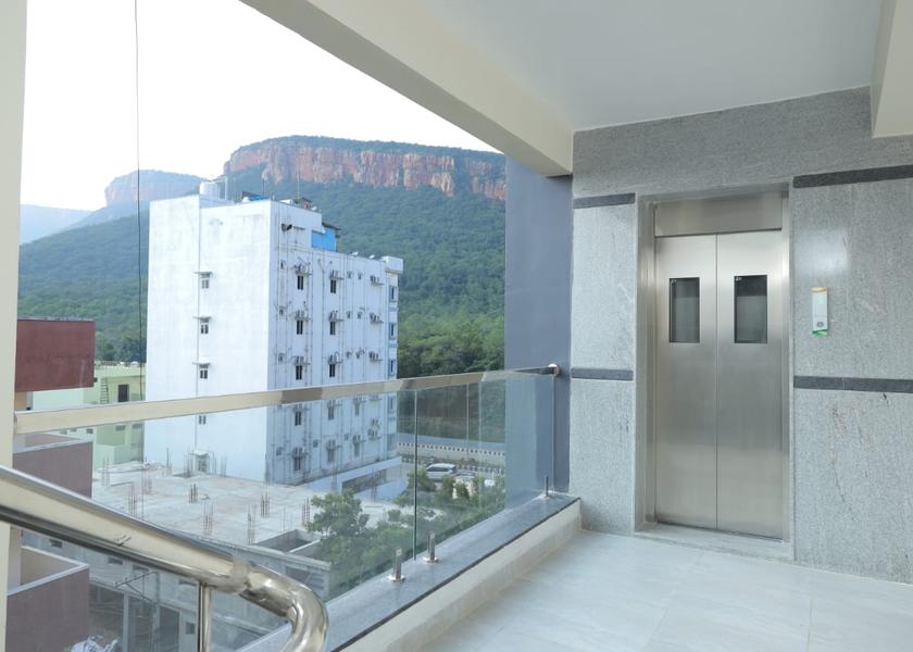 Andhra Pradesh Tirupati Public Areas