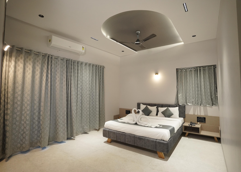 Maharashtra Alibaug SUITE COUPLE ROOM