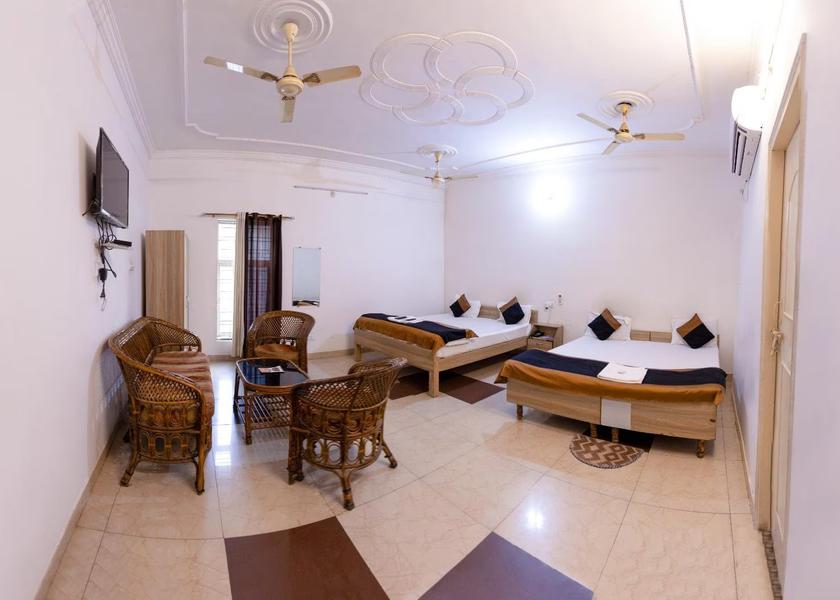 Uttar Pradesh Lucknow Super deluxe