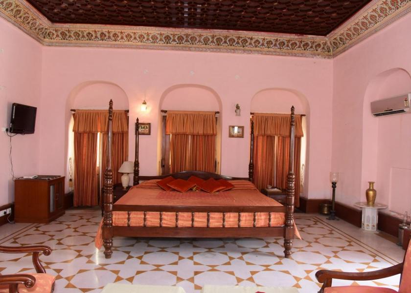 Haryana Pinjore Room