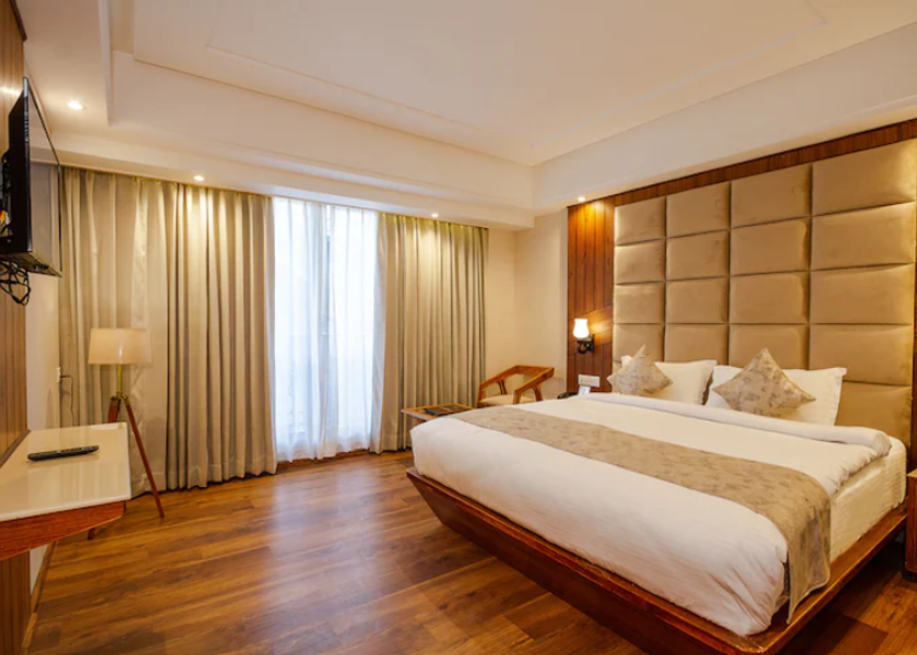 Himachal Pradesh Manali Premium Room
