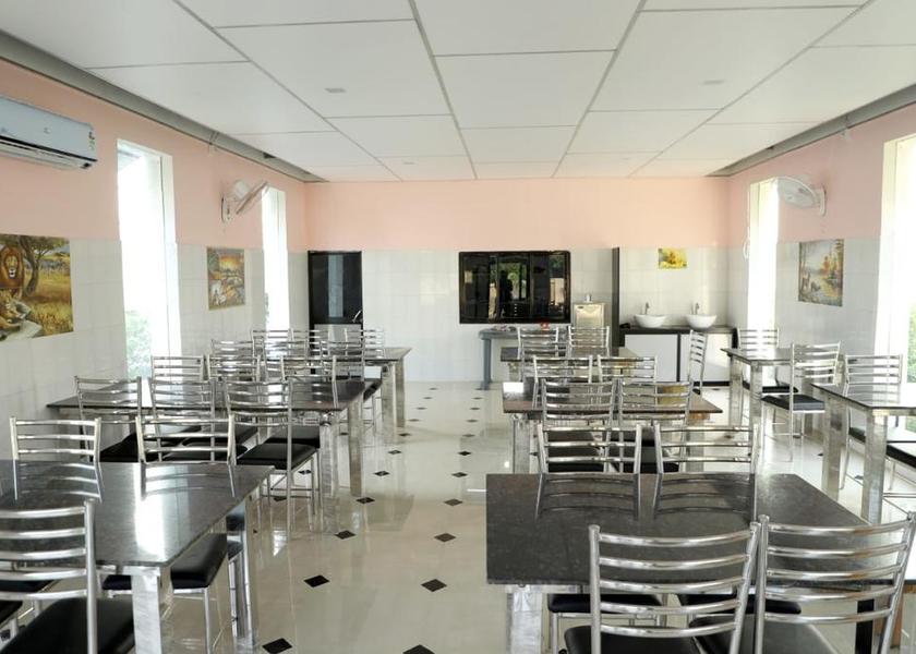 Gujarat Sasan Gir Food & Dining