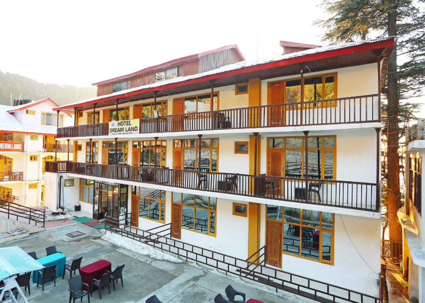 Jammu and Kashmir Patnitop Hotel Exterior