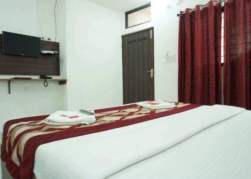 Madhya Pradesh Panna Standard A/c Room