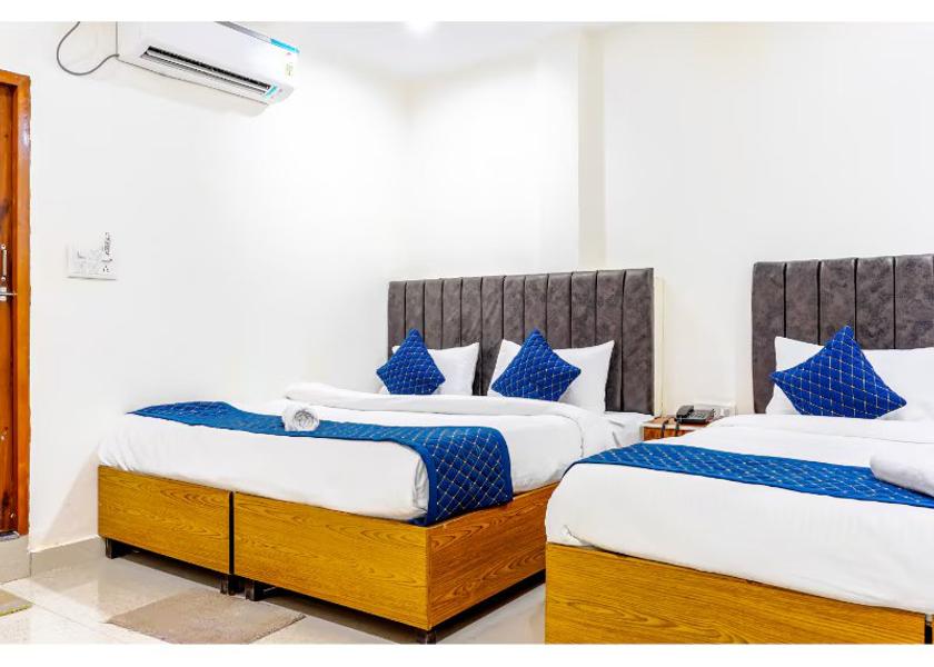 Uttar Pradesh Varanasi Triple Room