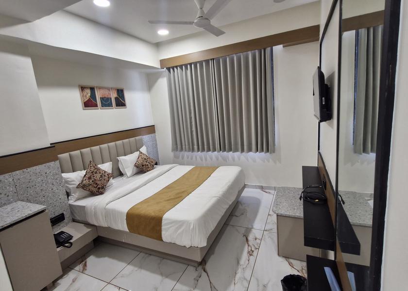 Gujarat Ahmedabad Deluxe Double Bed Room